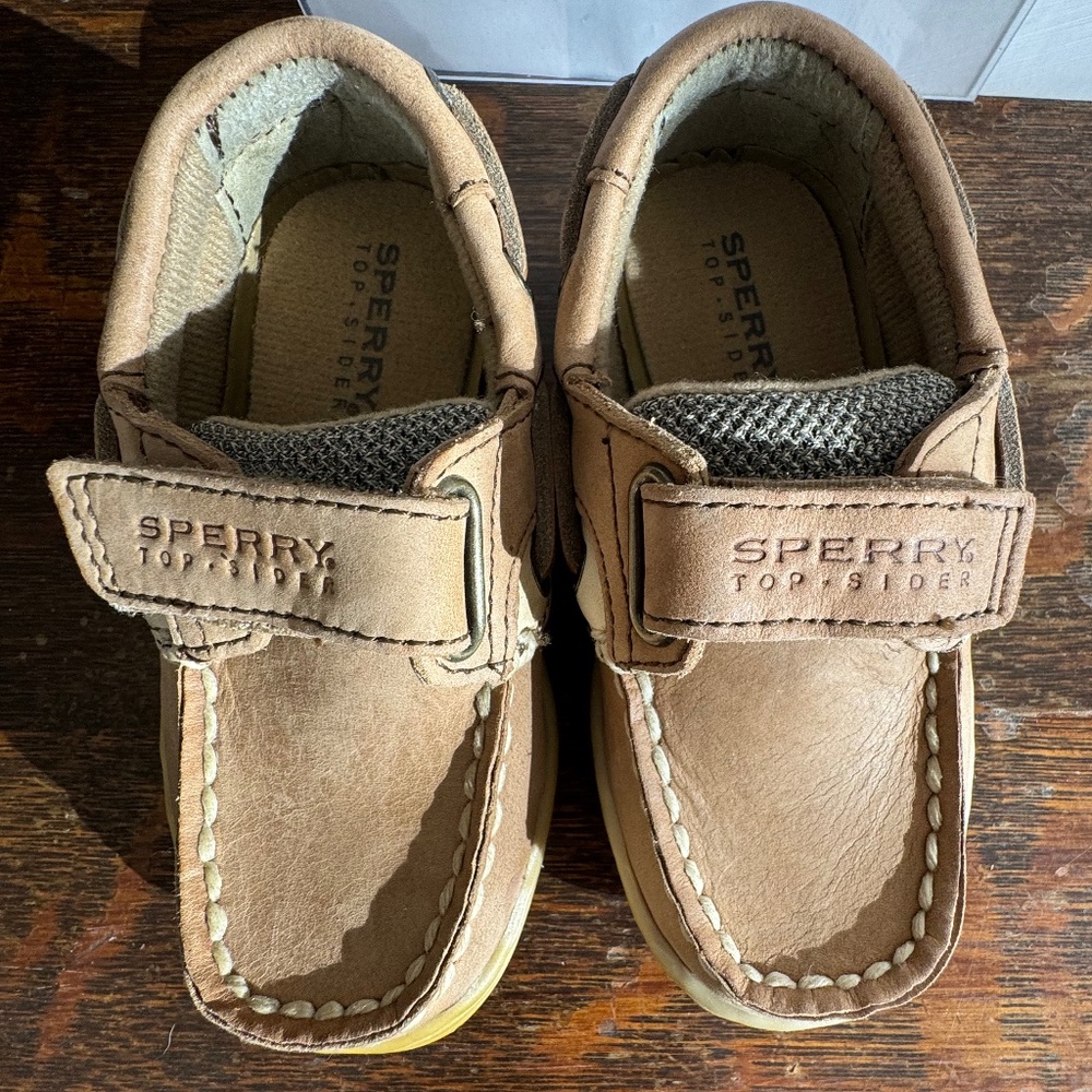Sperry Baby Boat Shoes BRAND NEW, Size 7M